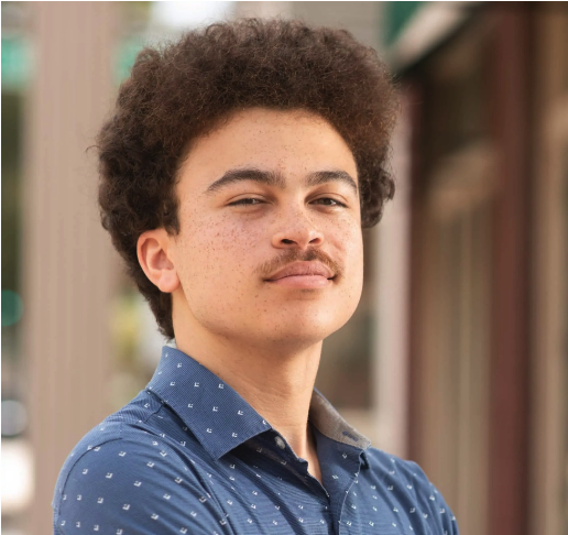 Ellis Headshot